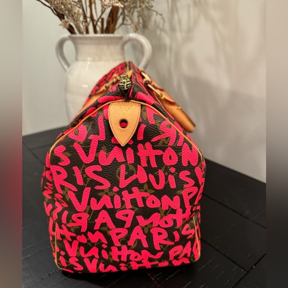 SOLD-Louis Vuitton RARE Speedy Bandouliere 30 - Picture 4 of 10